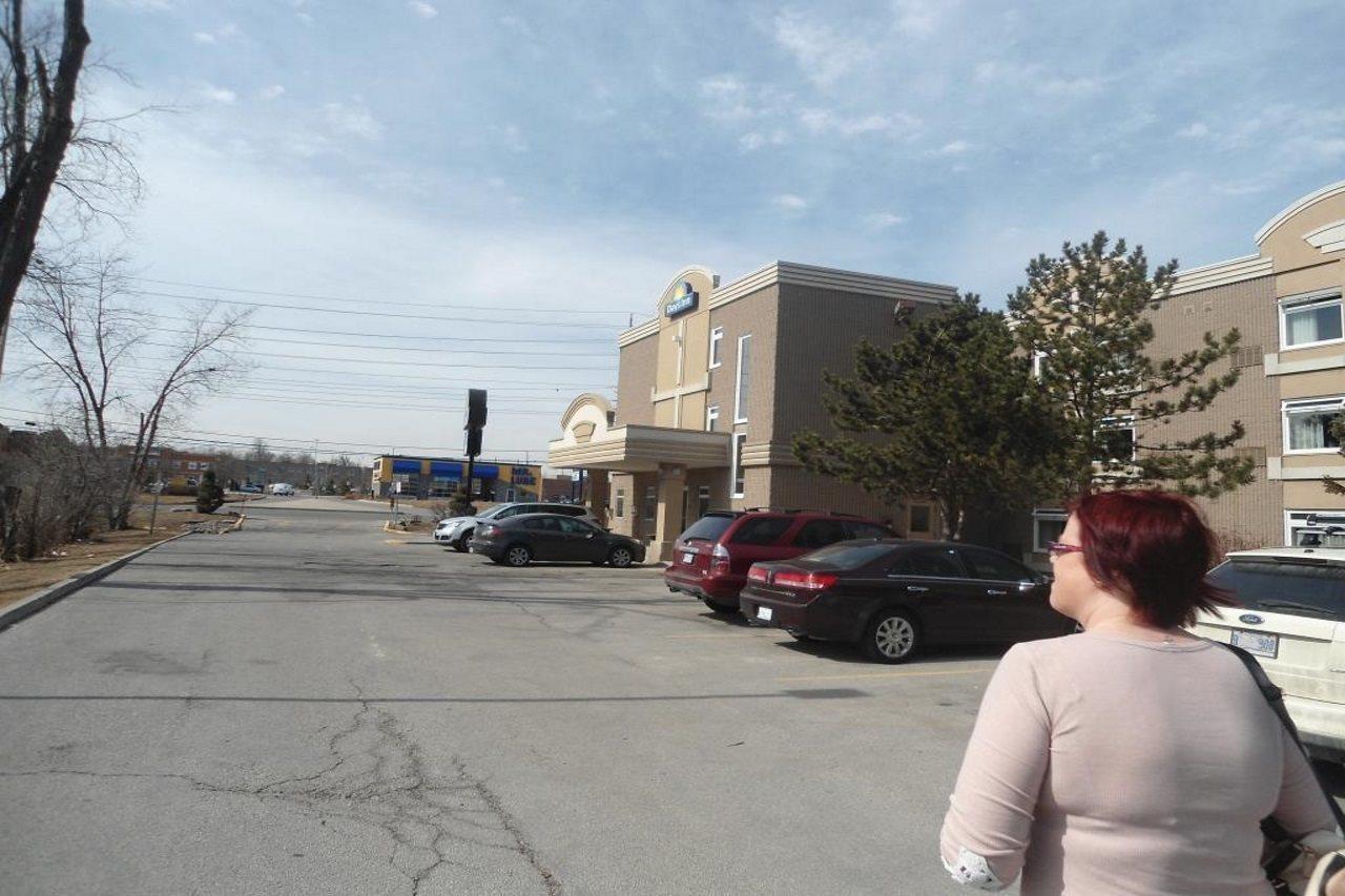 Days Inn By Wyndham Toronto West Mississauga Exterior foto